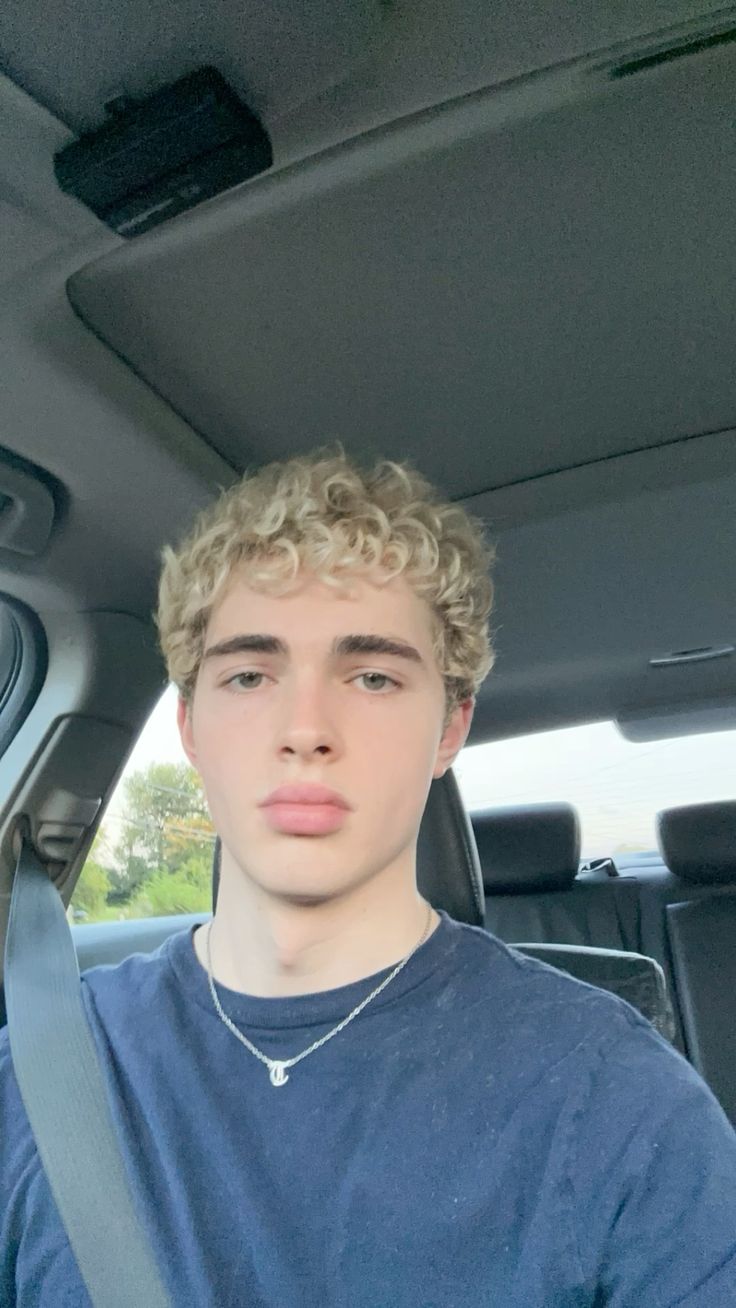 files/tyler_woodward_bleached_hair.jpg